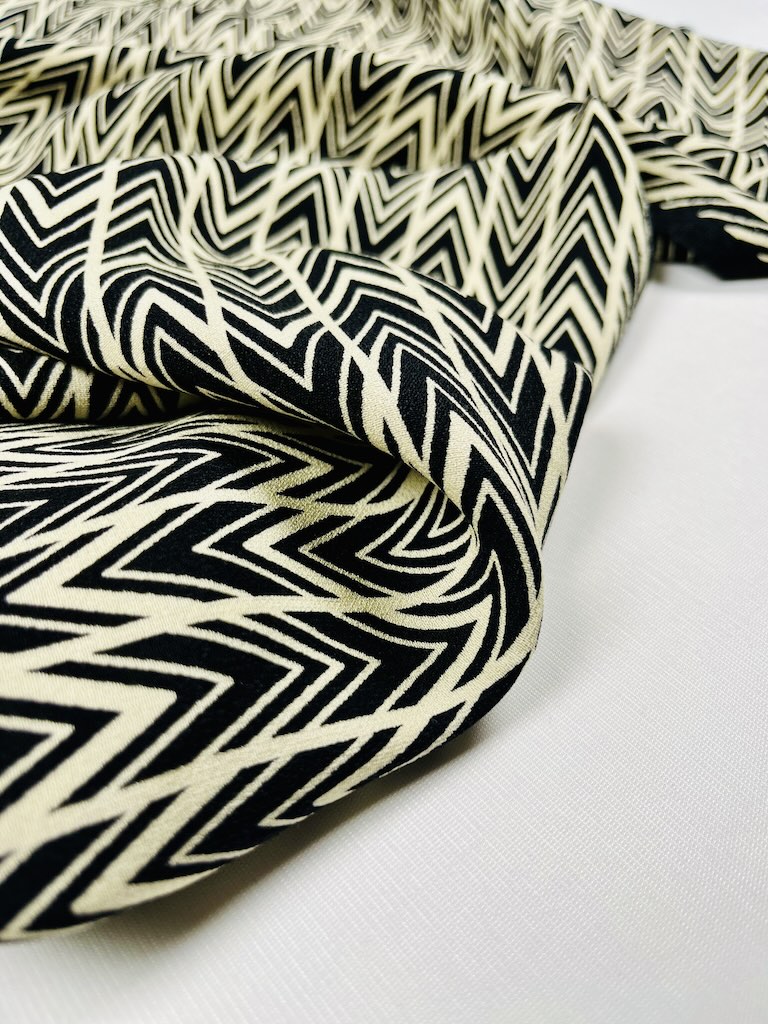31286238 c پارچه کوپرا ایپکر Cream Rhythem Cupro Viscose - Image 1