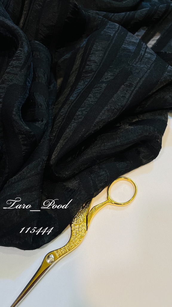 115444 $28.38 پارچه ژاکارد ارگانزا Velaré Organza Jacquard - Image 1
